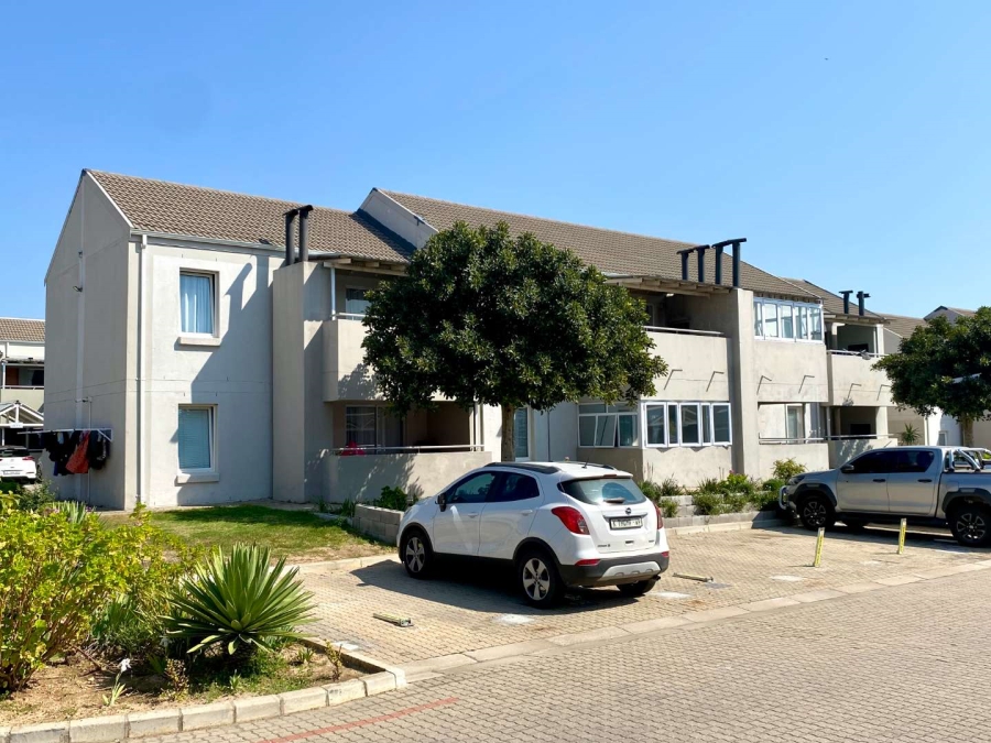 2 Bedroom Property for Sale in Klein Drakenstein Western Cape
